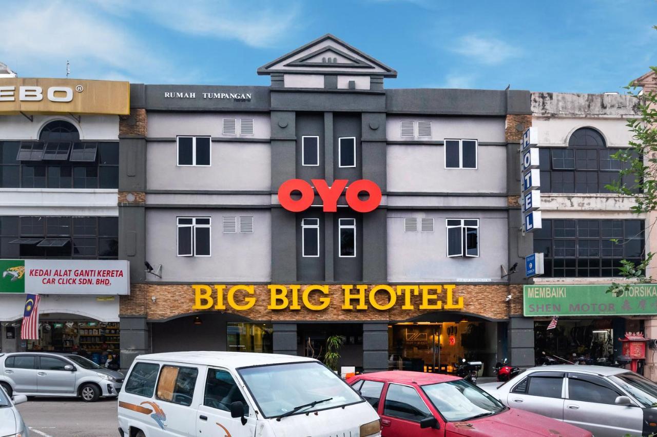 Oyo 89355 Big Big Hotel 新山 外观 照片